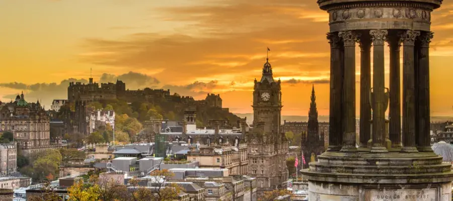 Cityscape view of Edinburgh
